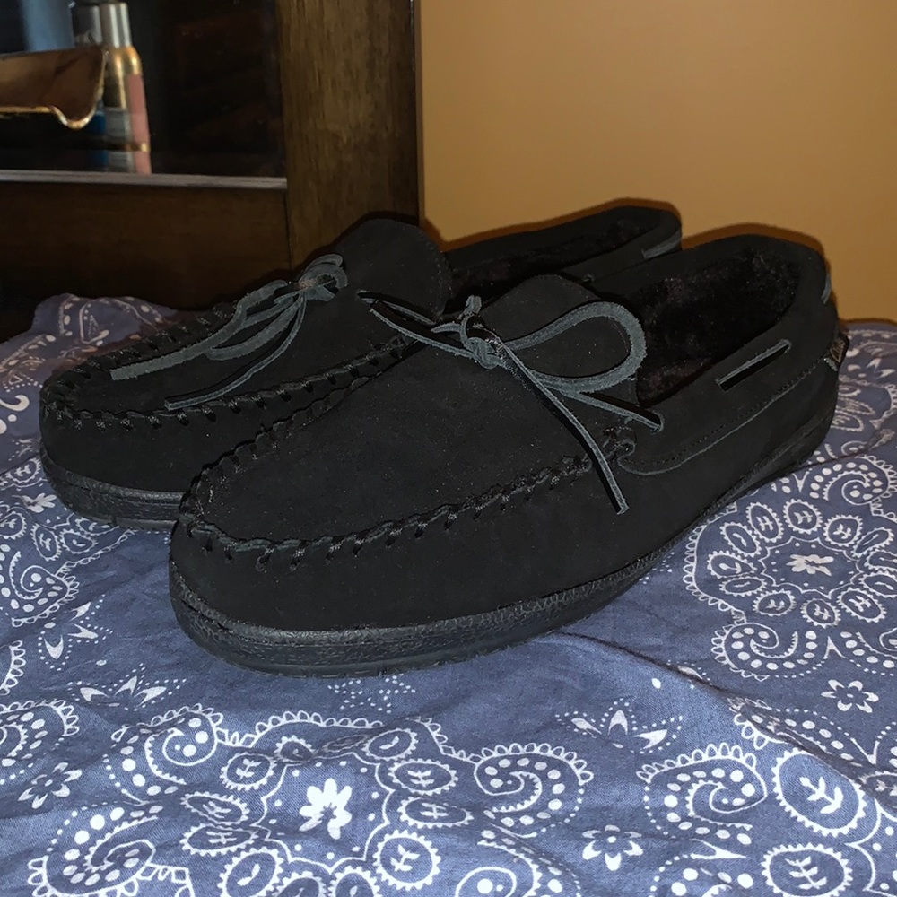 Clarks men’s black moc slipper Size 10